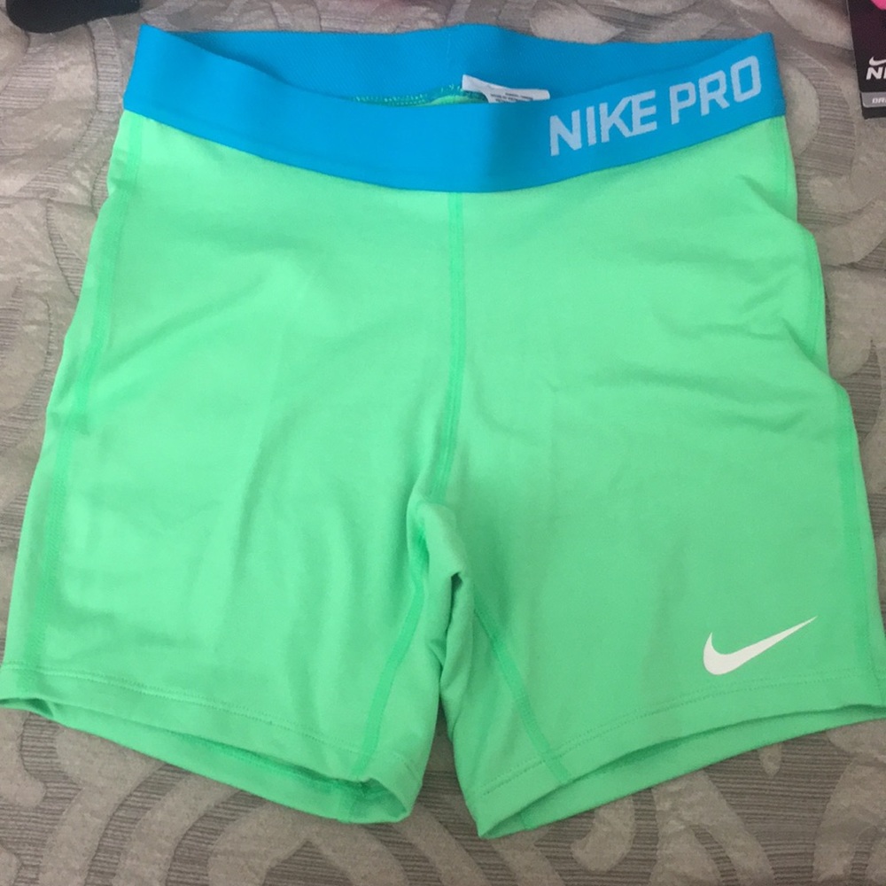 Girls XL Nike Dri-fit Shorts